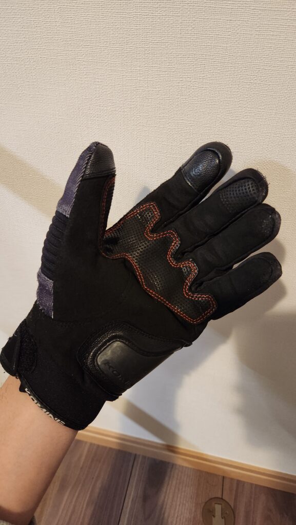 コミネ GK-818 プロテクトウインターグローブ 着用写真